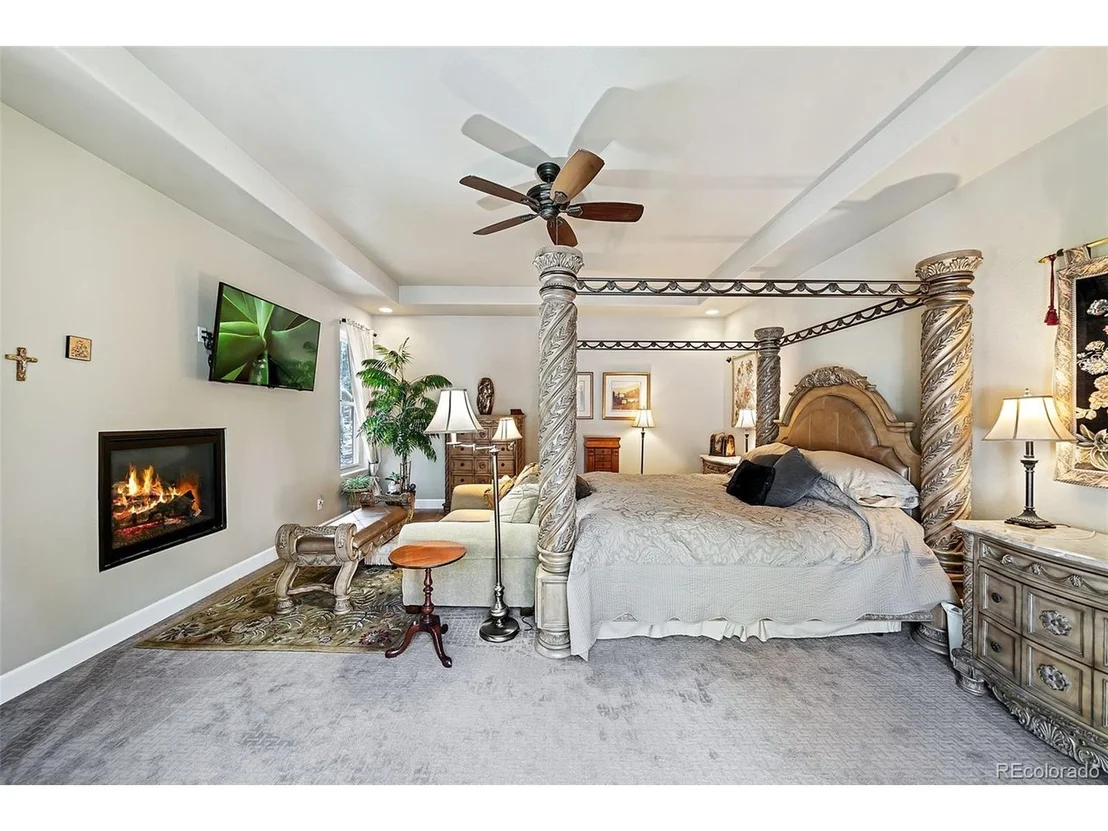 Photo of 1399 Gore Cir