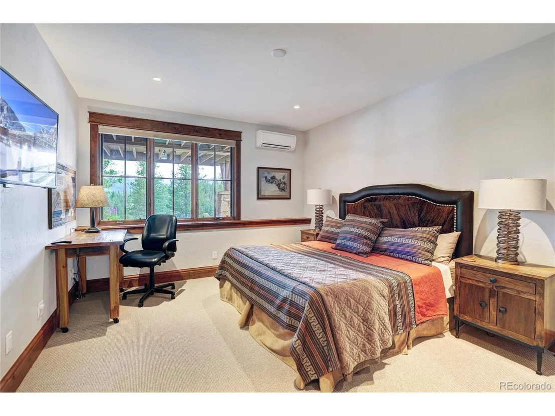 Photo of 805 Highfield Trl