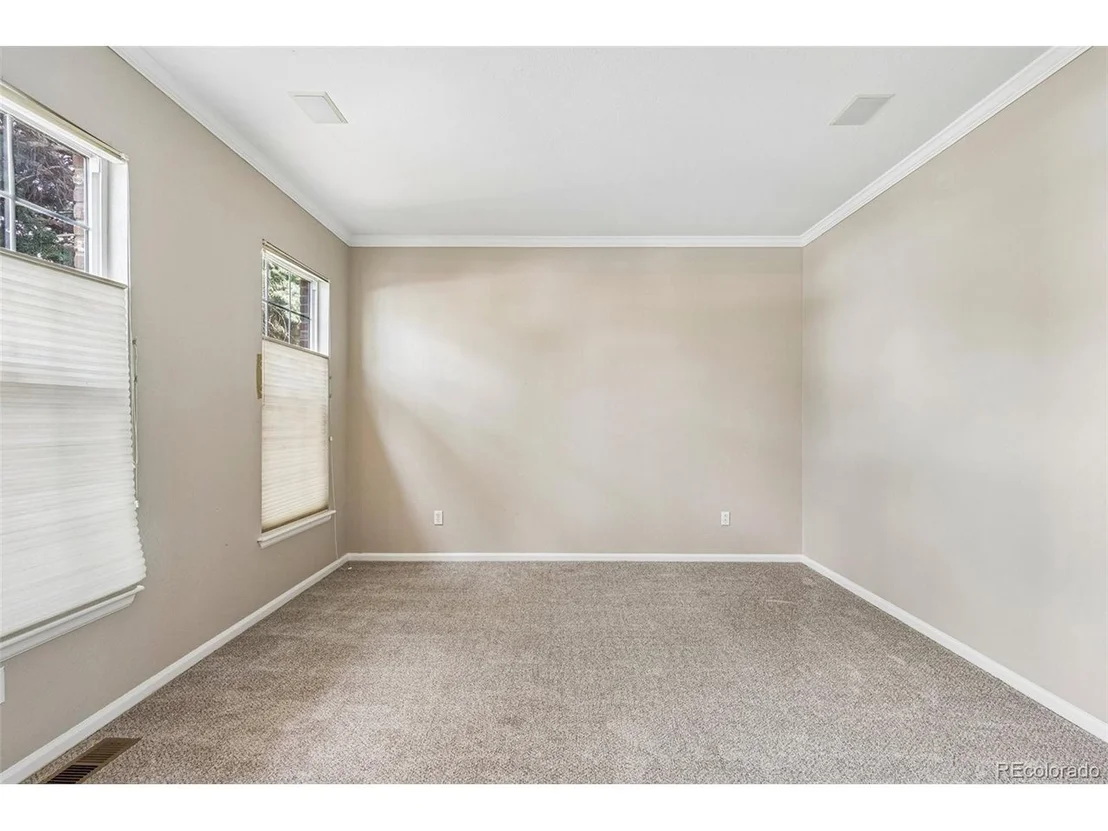 Photo of 5974 Sparrow Ave