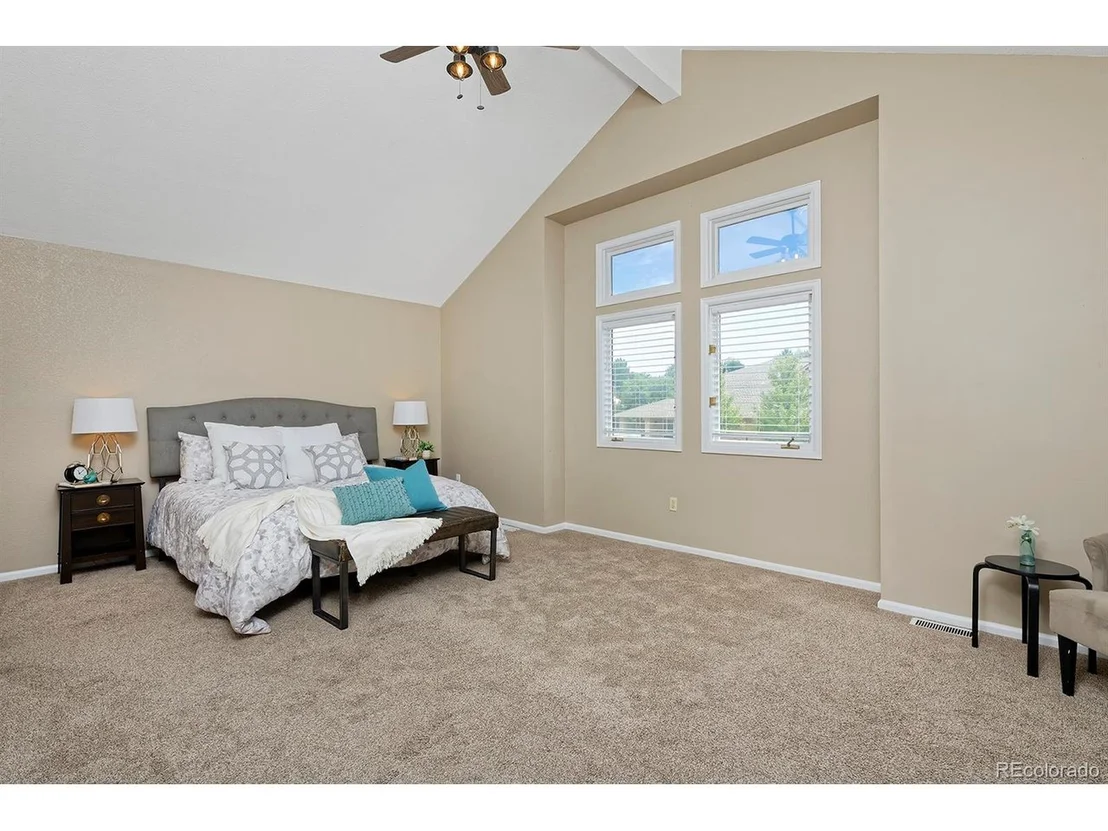 Photo of 1175 Oakhurst Dr