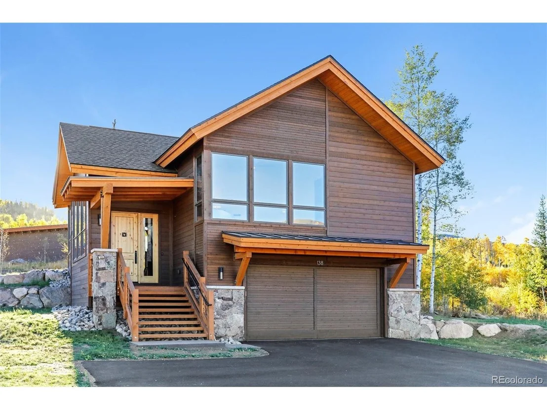 Photo of 258 Vendette Road