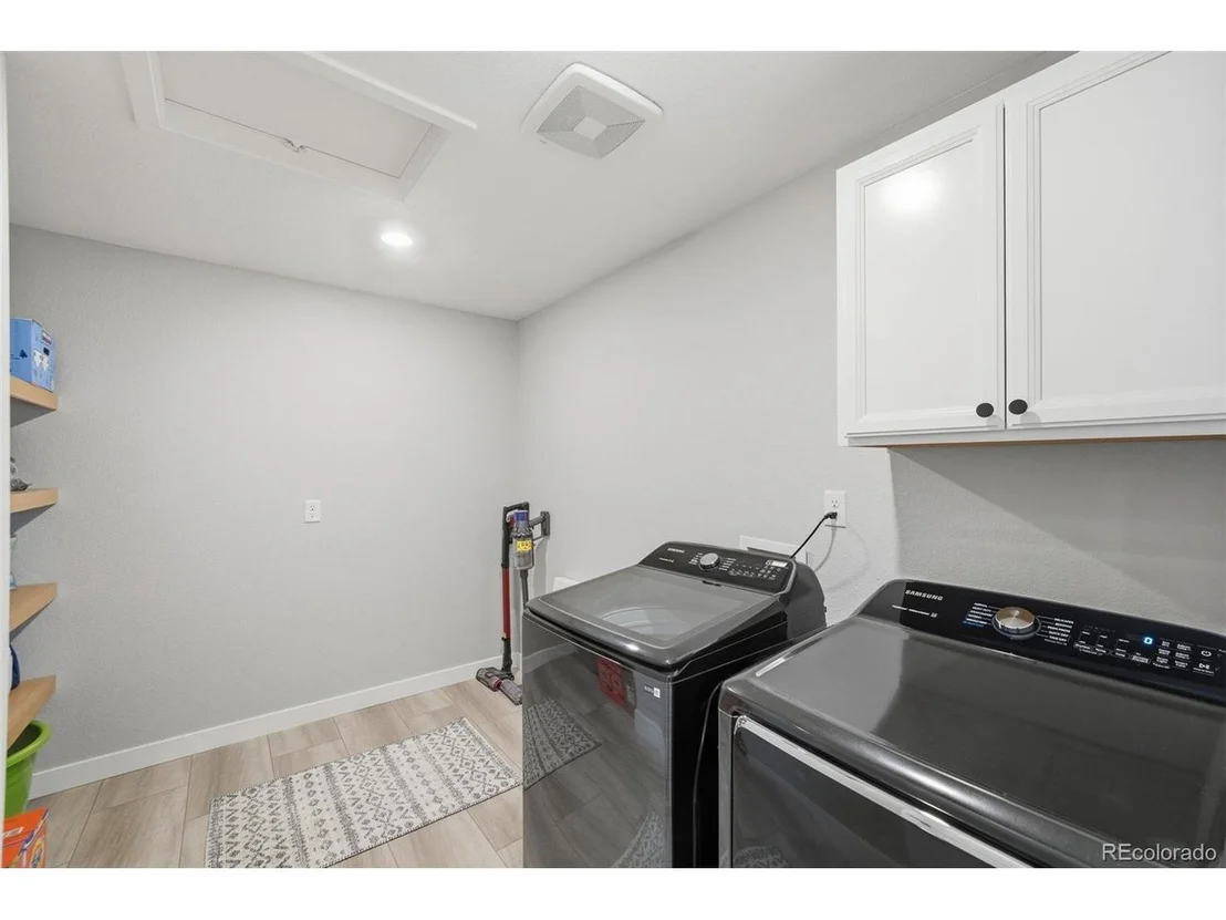 Photo of 17668 Eclipse St