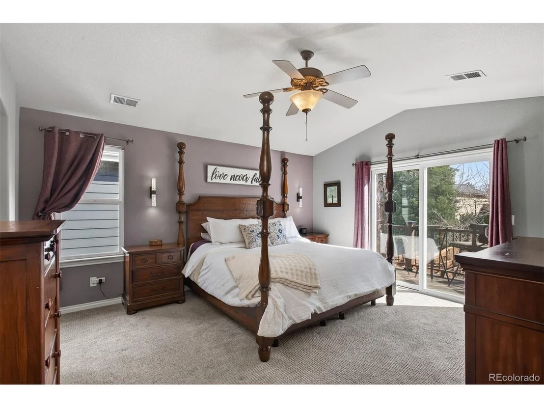 Photo of 10060 Matthew Ln