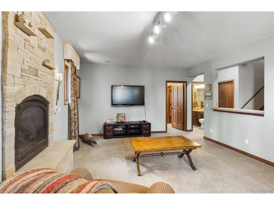 Photo of 2253 Augusta Dr
