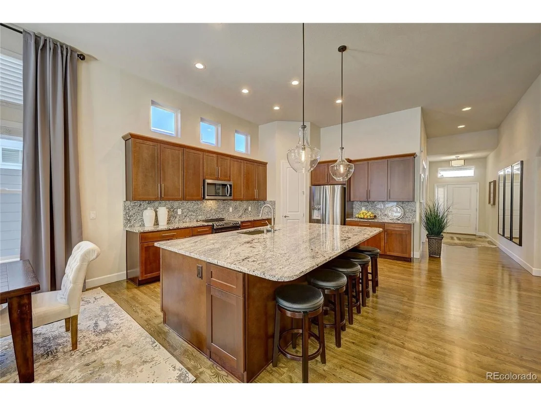 Photo of 8727 Holman Cir