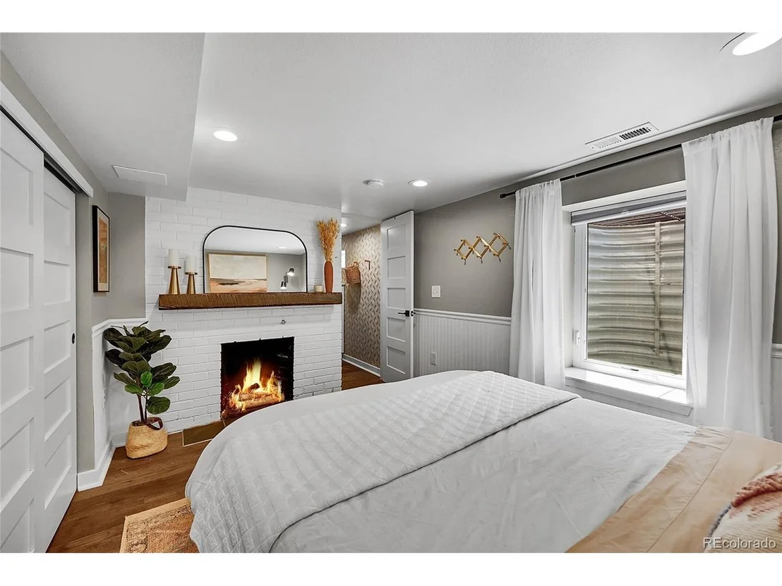 Photo of 2936 Sheridan Blvd