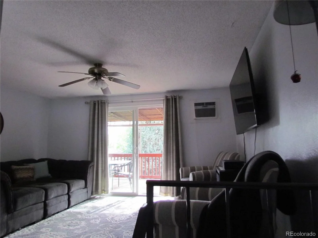 Photo of 105 Cherry Cir
