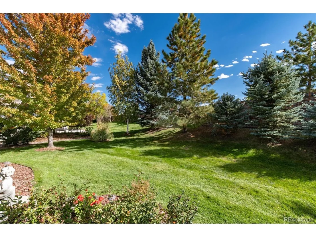 Photo of 9033 Meadow Hill Cir