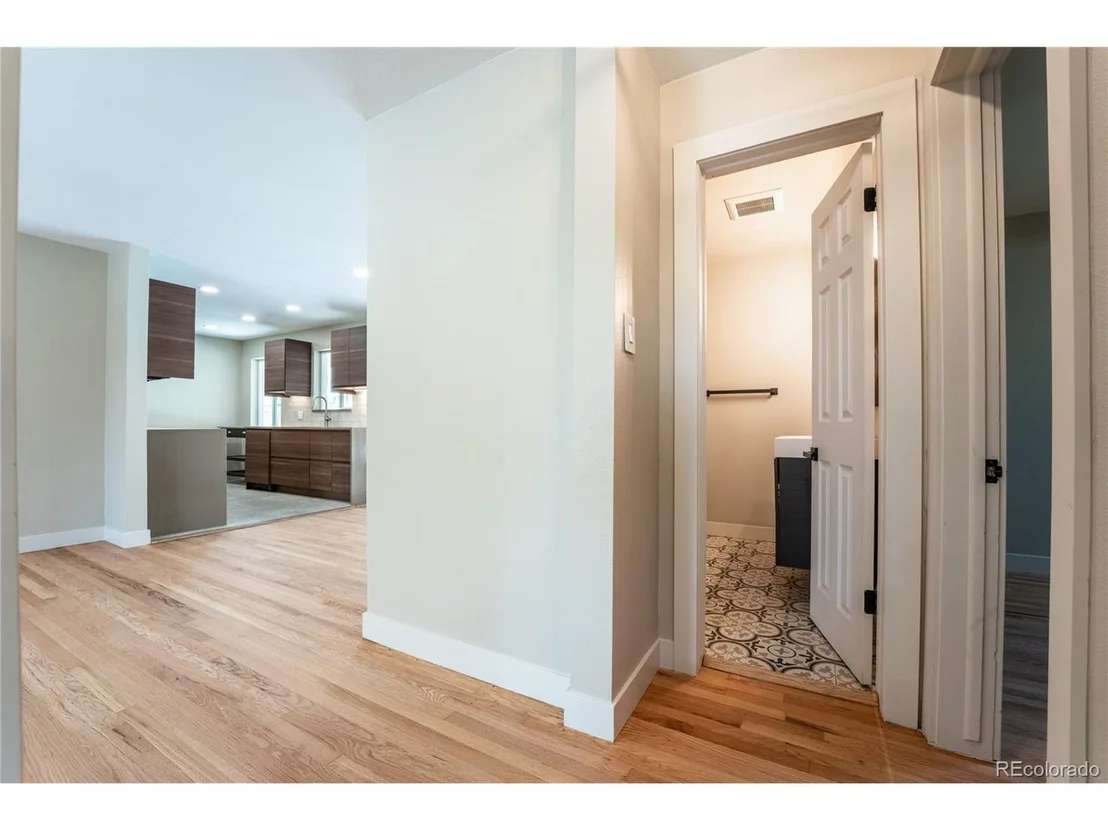 Photo of 6935 W 16th Ave