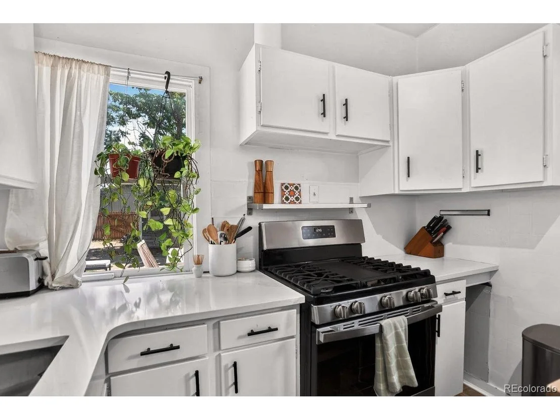 Photo of 4644 High St