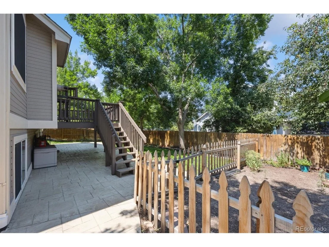 Photo of 6715 W 97th Cir