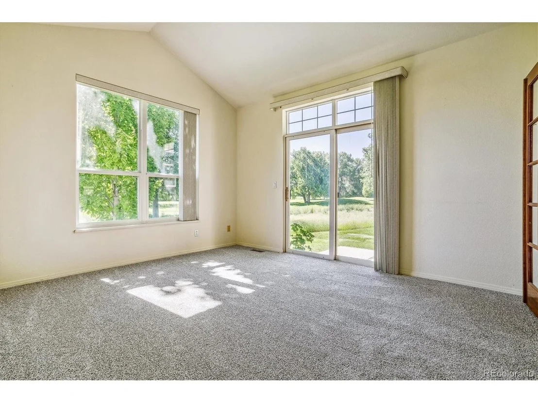 Photo of 308 Diamond Cir