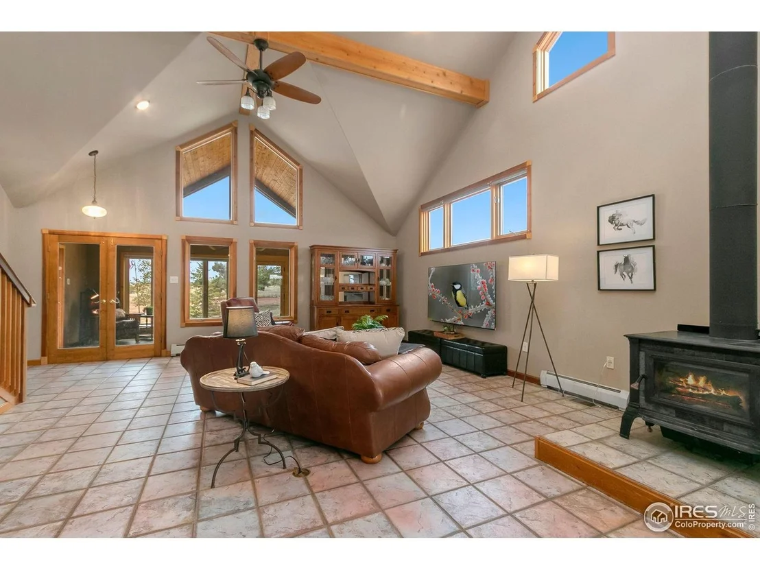 Photo of 9512 Red Mountain Rd