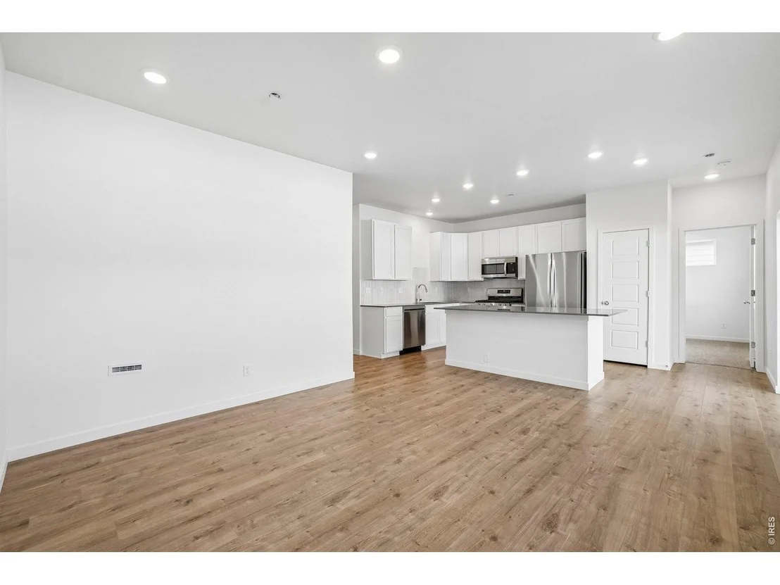 Photo of 517 85th Ave