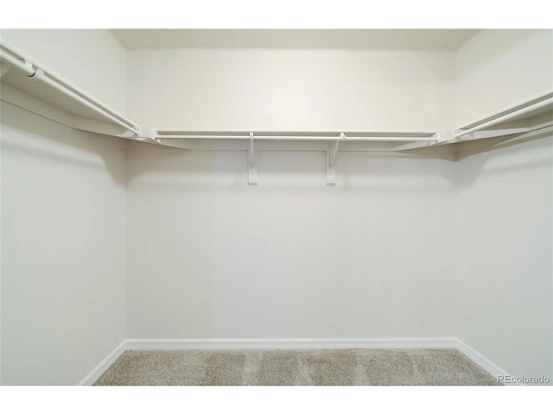 Photo of 9565 Dexter Ln