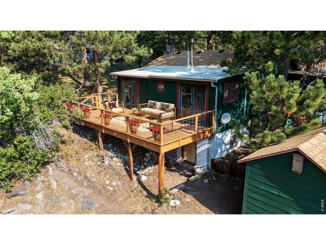 Photo of 32048 Highway 72
