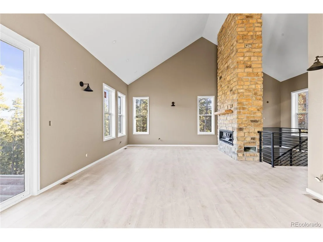 Photo of 50 Evergreen Rd