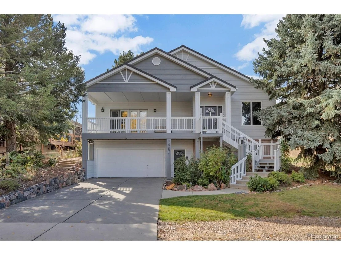 Photo of 5203 Golf Course Dr