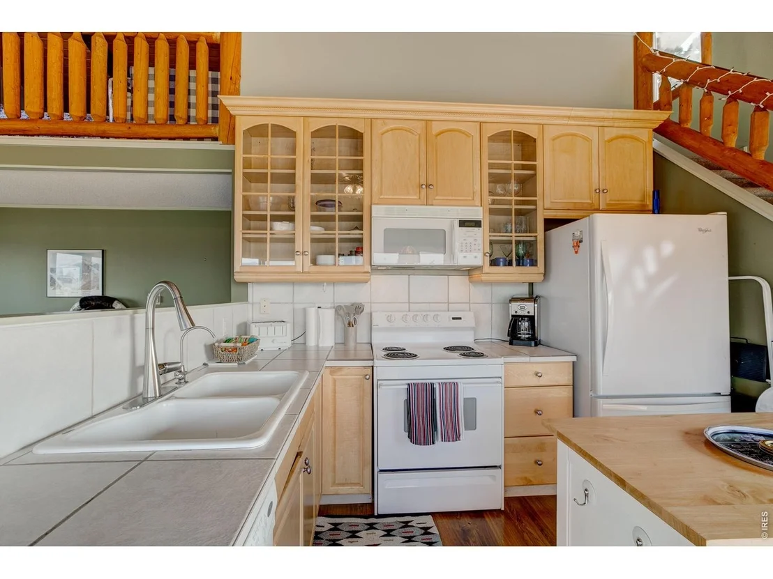 Photo of 301 Pine Tree Dr