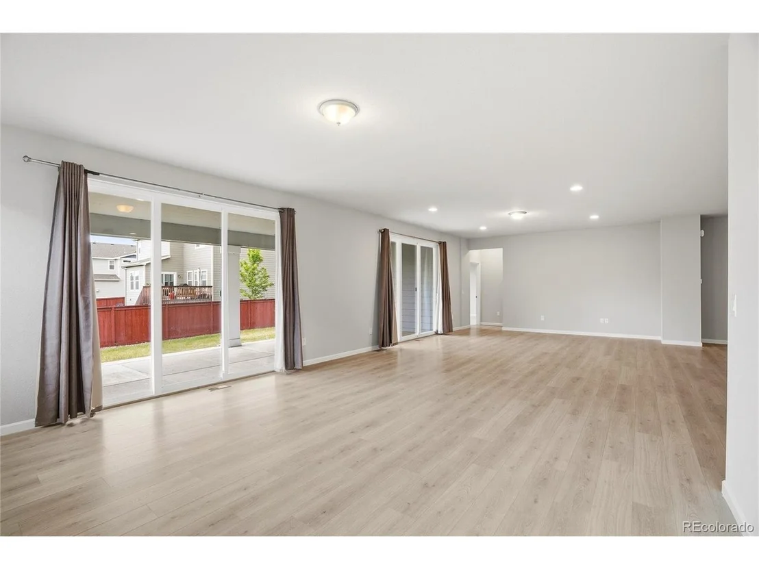 Photo of 1821 Thrive Dr