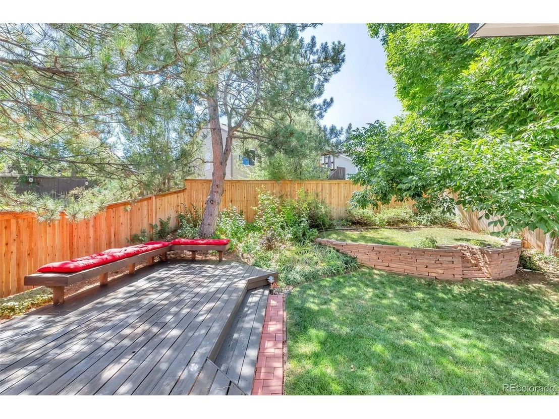 Photo of 9434 Hibiscus Dr