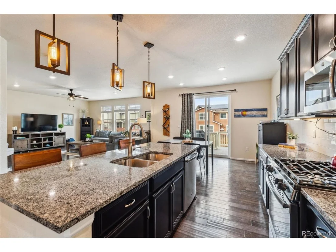 Photo of 15162 Jakarta Cir