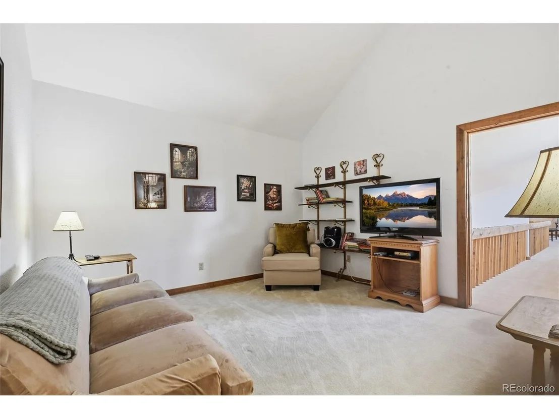 Photo of 107 Ox Yoke Ln