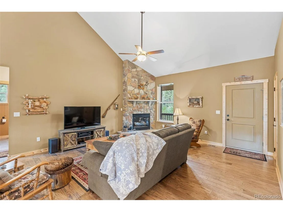 Photo of 1224 Circle 73