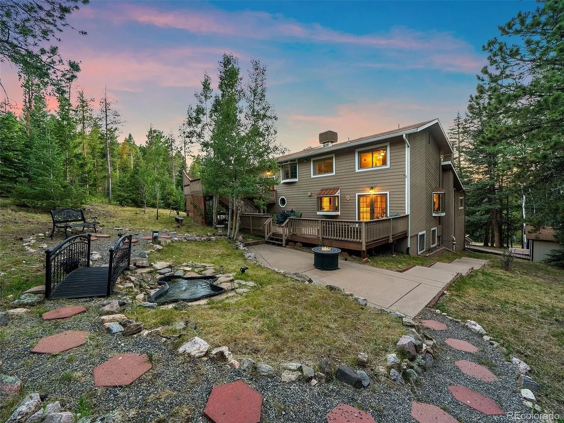 Photo of 8280 Grizzly Way