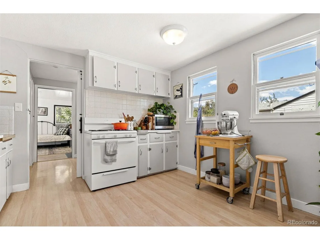 Photo of 4641 W Short Pl