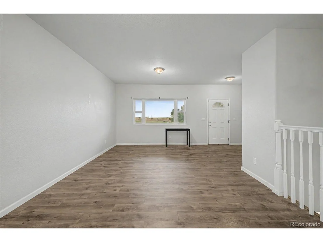 Photo of 1080 Viewridge Rd