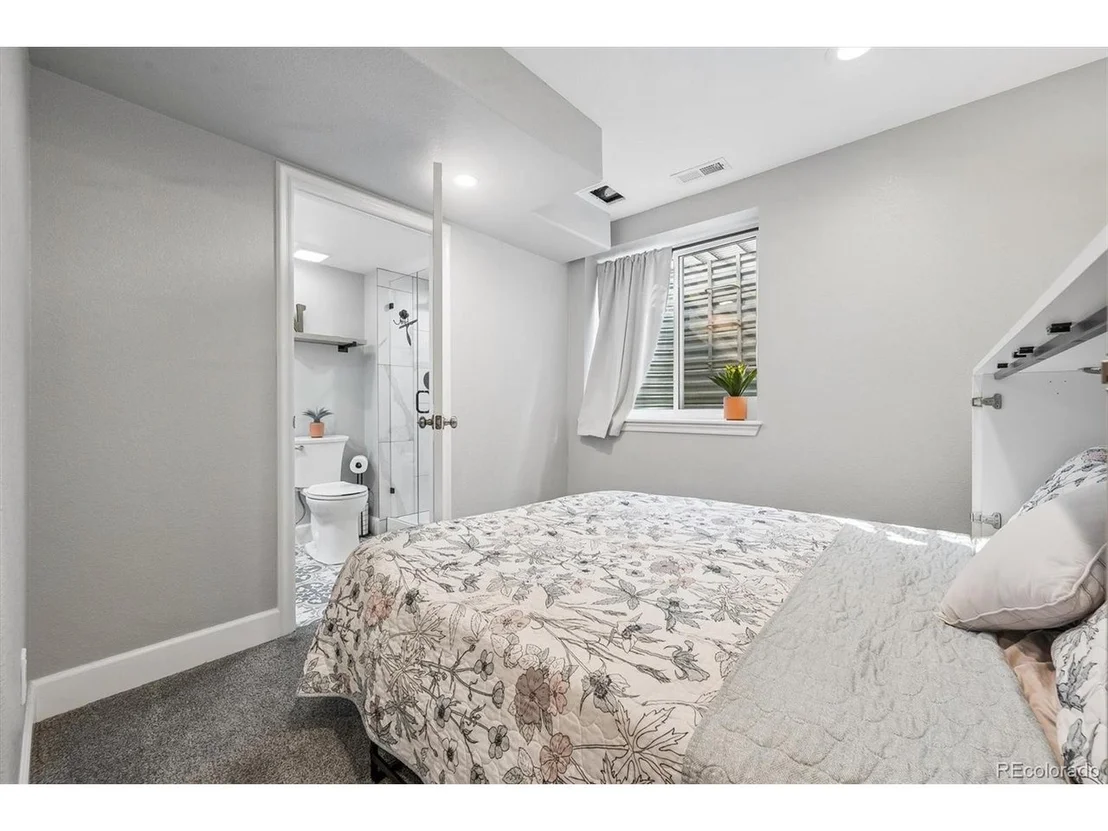 Photo of 16287 Blueleaf Pl