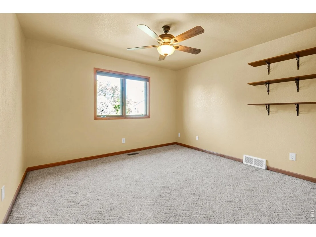 Photo of 930 Grouse Cir