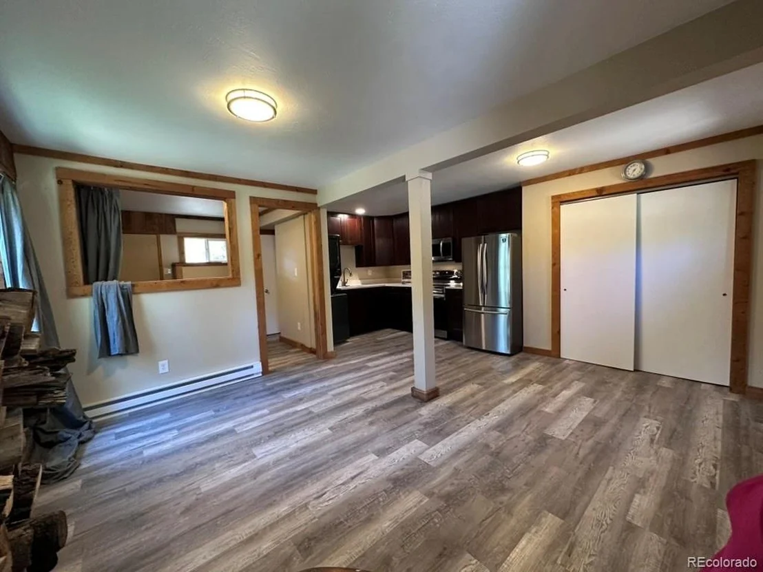 Photo of 6897 High Dr