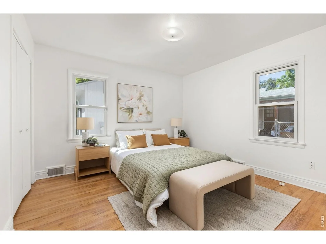 Photo of 2328 Walnut St