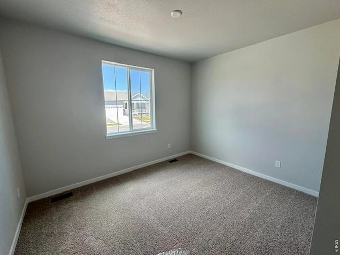 Photo of 827 Mesic Ln