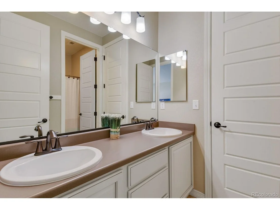 Photo of 5516 Fairmount Dr