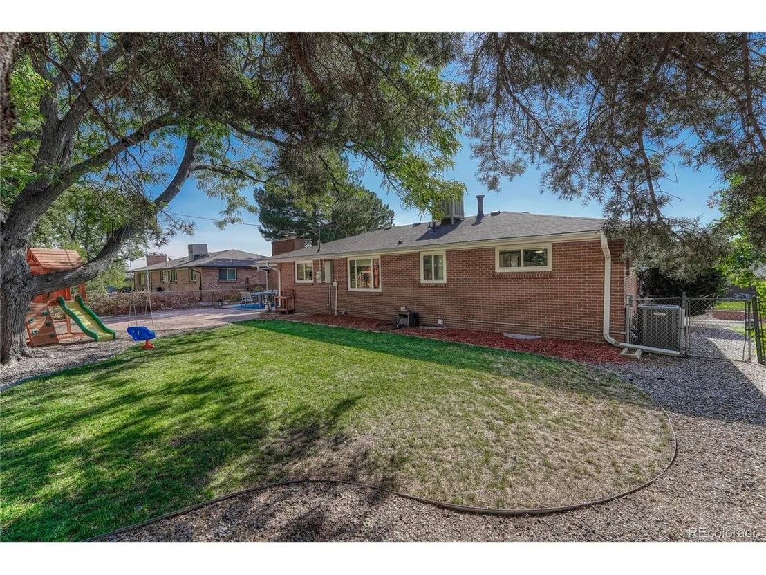 Photo of 8223 W 70th Pl