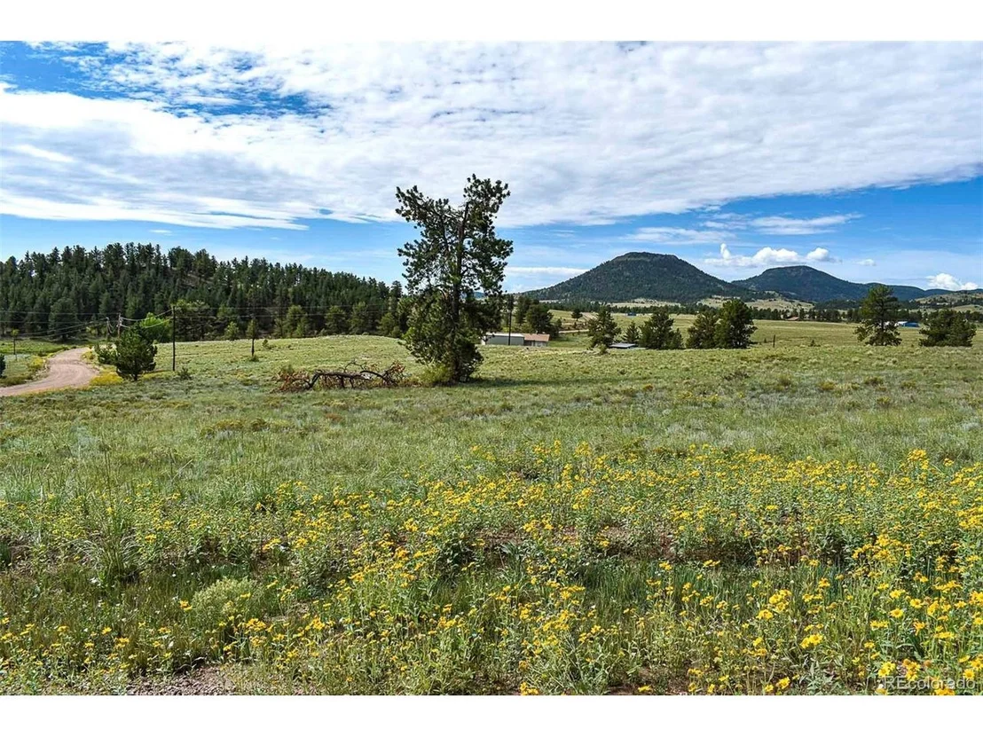 Photo of 32 Peak Dr