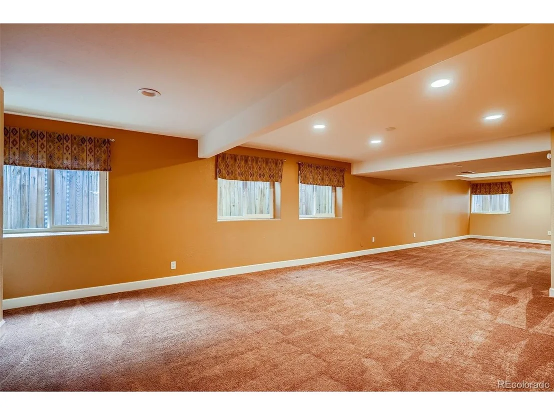 Photo of 6607 Jackson Ln
