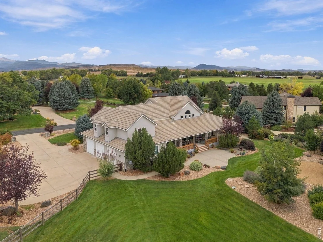 Photo of 9078 Fieldcrest Ln