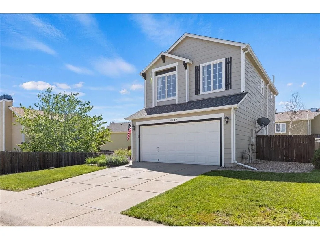 Photo of 8647 Bluegrass Cir