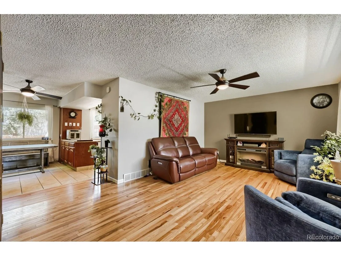 Photo of 4 Seattle Ln