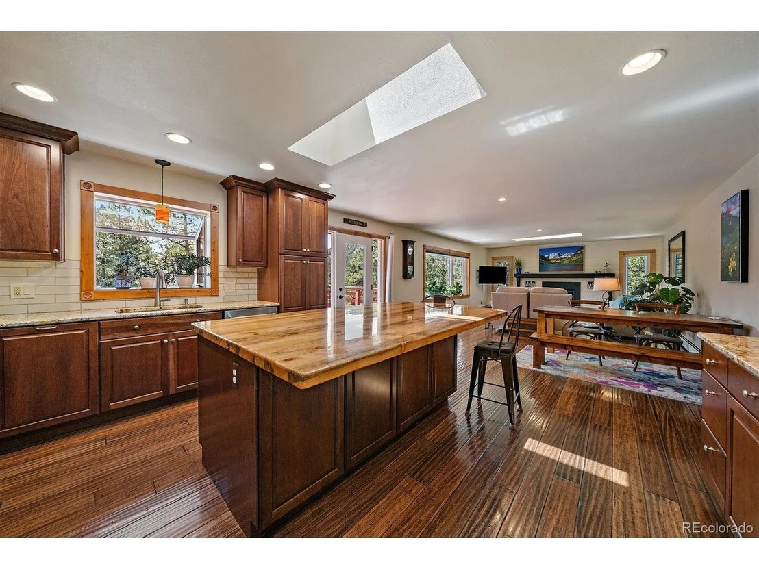 Photo of 7350 Monica Ln