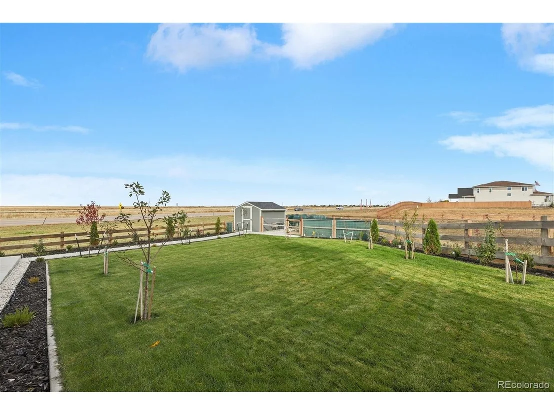 Photo of 45877 Orchid Ave