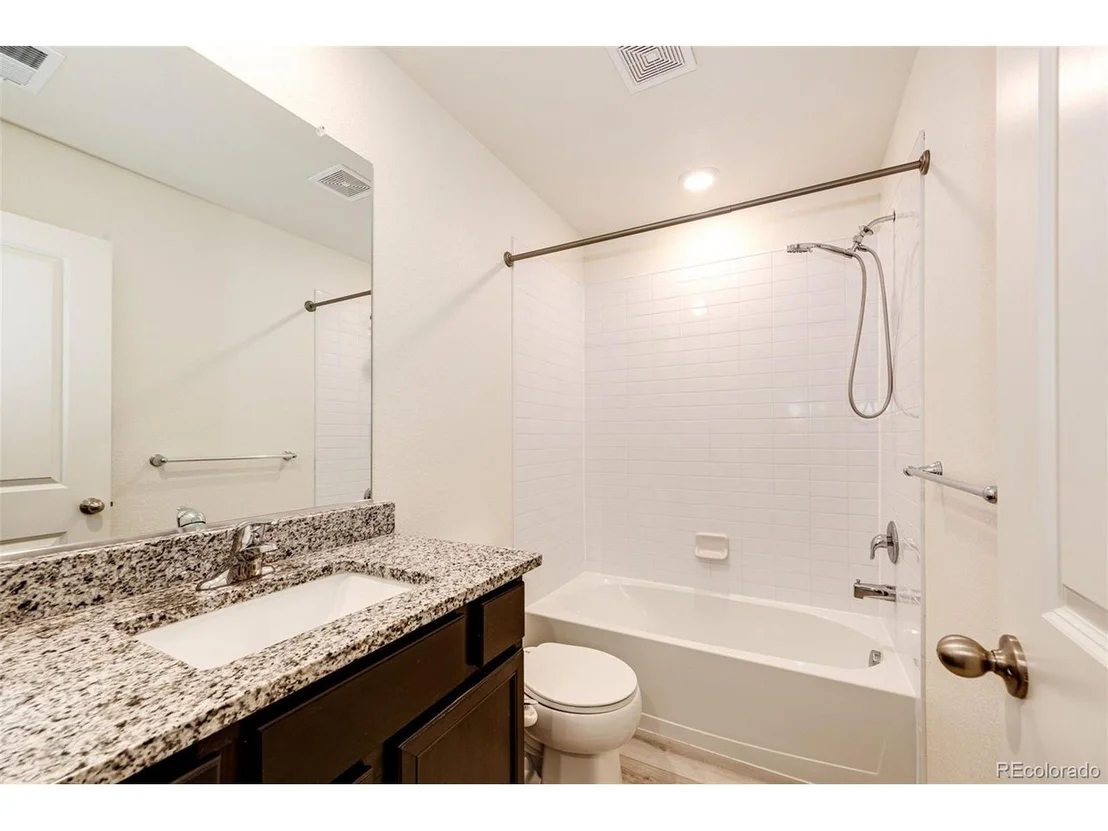 Photo of 323 Maple St