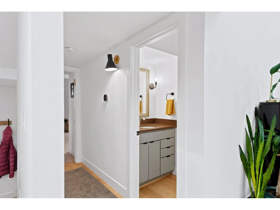 Photo of 3497 Iris Ct