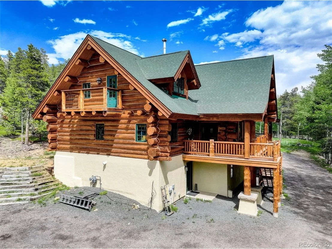 Photo of 261 Pine Dr