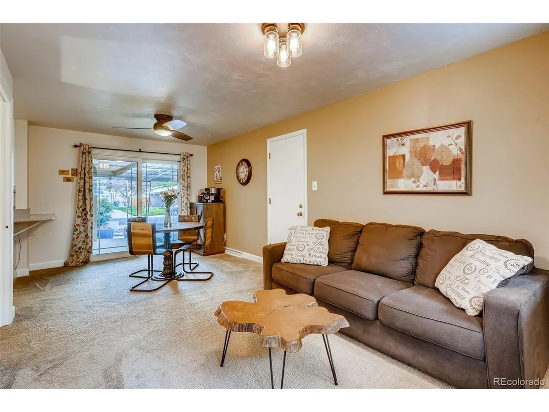Photo of 6167 Flower St
