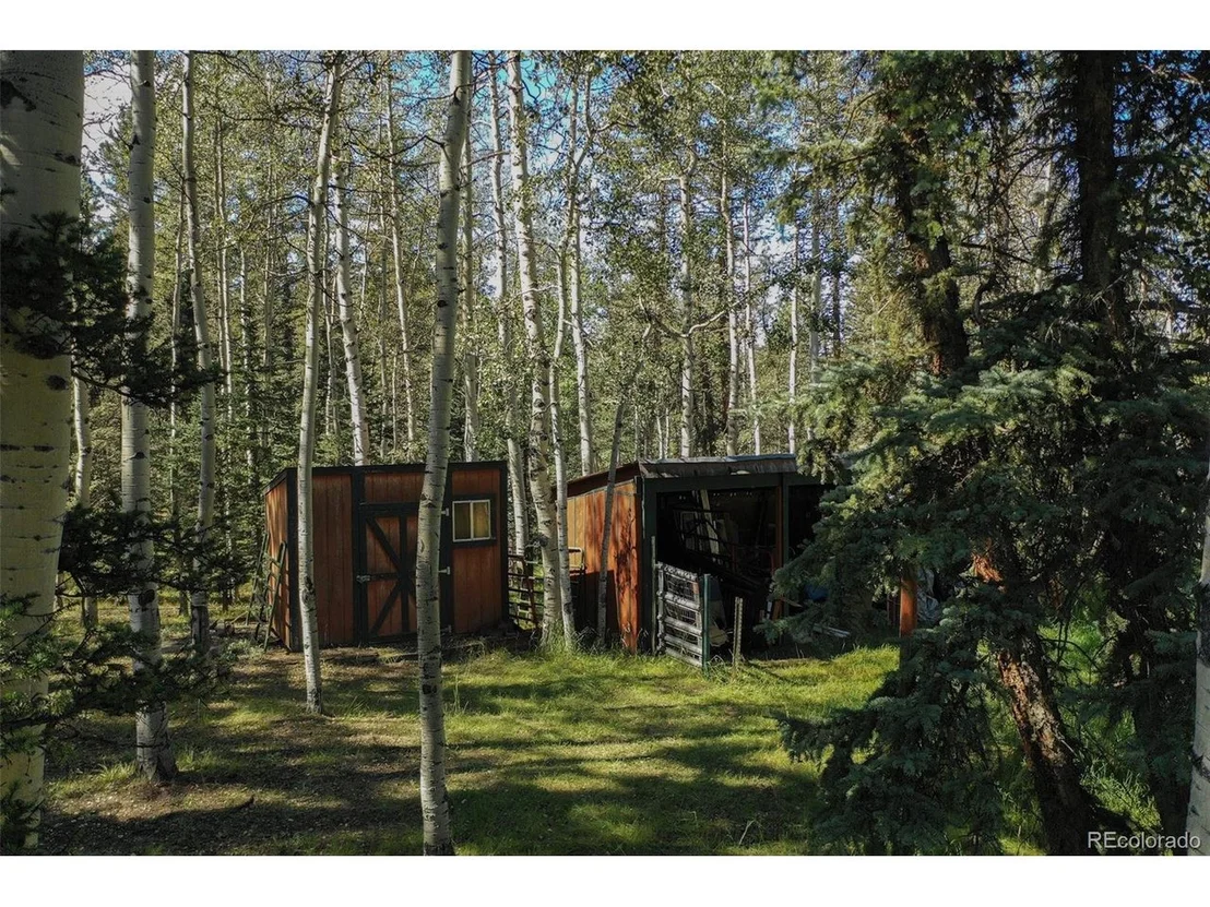 Photo of 635 Ridge Dr